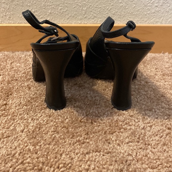 Prada Black Heels Made In Italy Size 37 1/2 - Picture 4 of 6